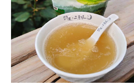 春日出游，保溫杯里面放什么最好，二月風(fēng)有機(jī)野生葛根粉陪你潤養(yǎng)全程
